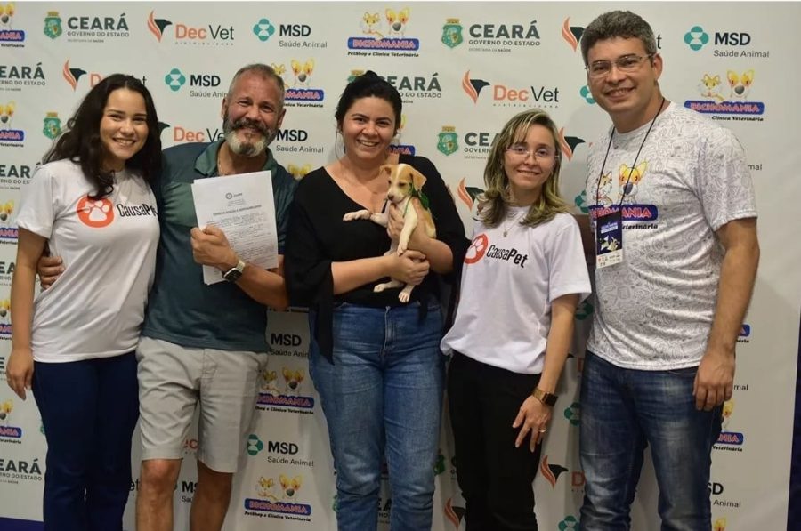 Maior Feira de Adoção do Ceará promovida por Bichomania e FCNB foi sucesso de adoções