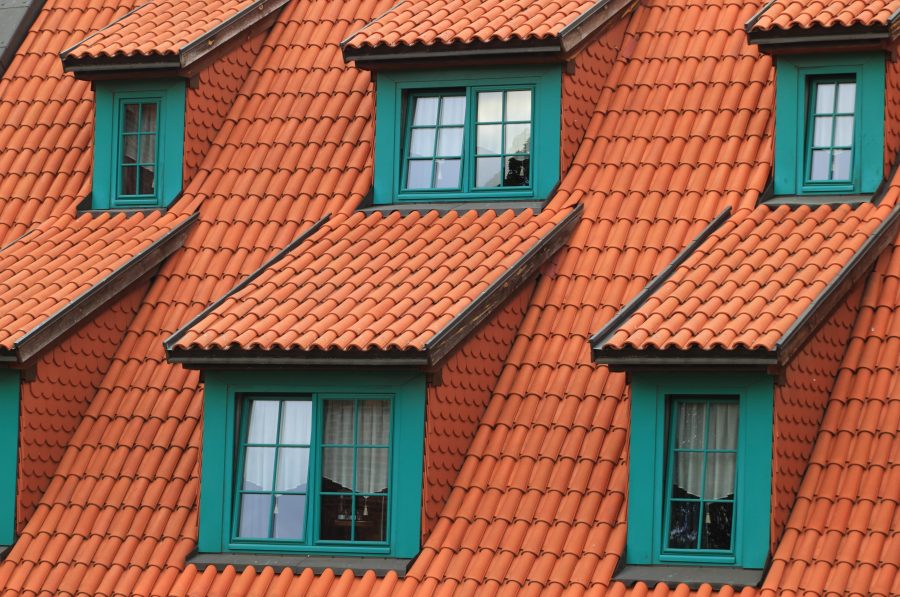 Manutenção de telhados e calhas: como verificar a integridade do telhado