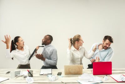 Como liderar equipes de trabalho em tempos de crise e incerteza