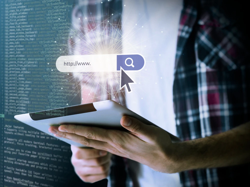 Analisando concorrentes pela SERP, mostrando como identificar e superar rankings de SEO através de ferramentas de busca e análise de dados.
