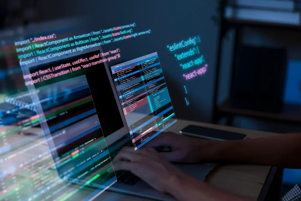 Profissional de TI trabalhando com código de programação e segurança digital, representando estratégias de cibersegurança em 2025 para ambientes descentralizados.