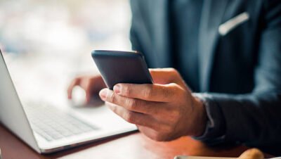 Veja como o aluguel de equipamentos na indústria, como celulares e notebooks, pode reduzir custos e aumentar a produtividade da sua empresa.