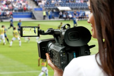 VAR no Futebol Como funciona e quem decide as revisões